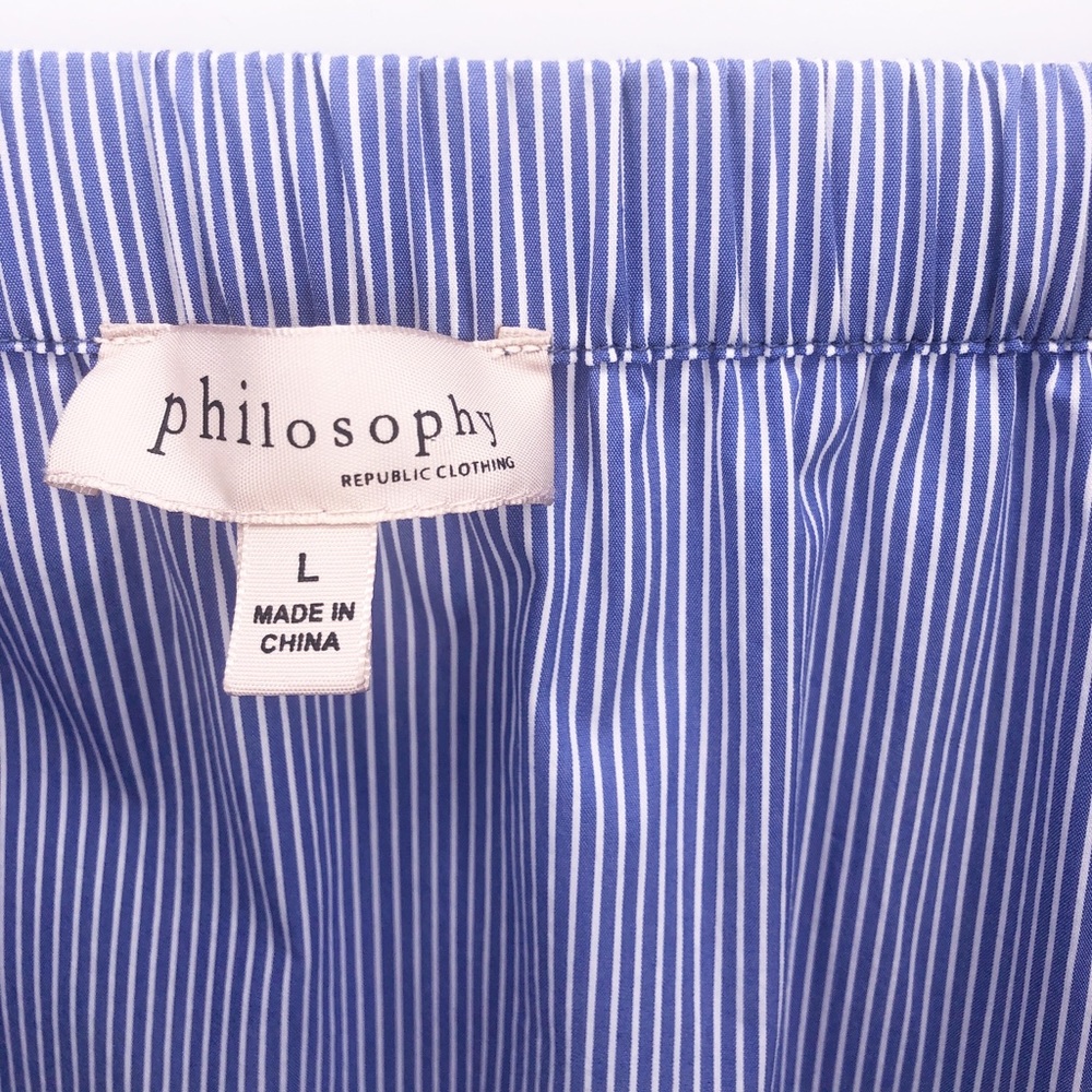 Philosophy Off Shoulder Seersucker Blouse - Picture 5 of 5
